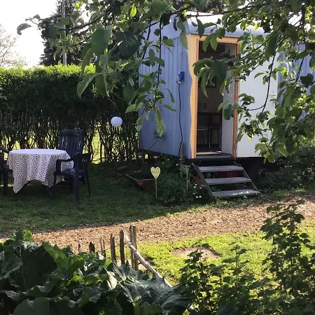 Campsite Bauwagen Frederik