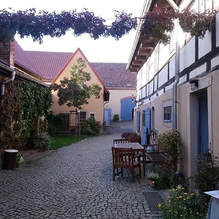 Campsite Bauwagen Frederik Radebeul